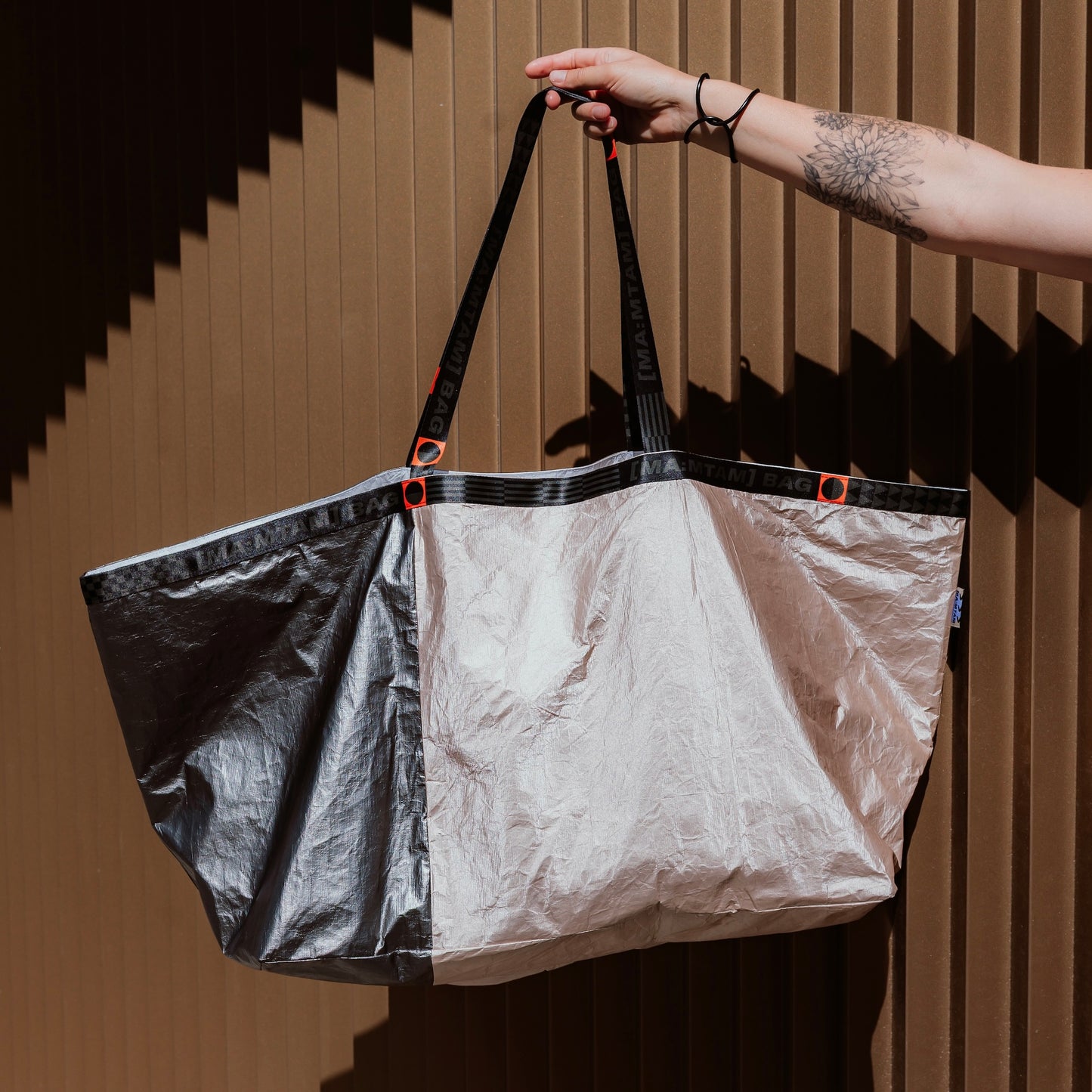 NOMAD shopper zlato-grafitová